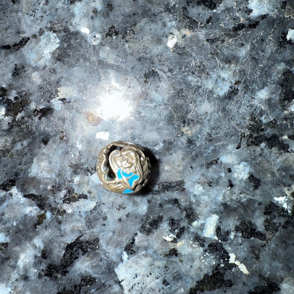 Pandora Alice in wonderland charm